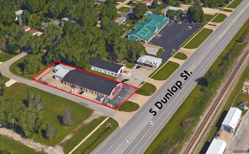 Office / Warehouse: 315 S Dunlap Ave, Savoy, IL 61874